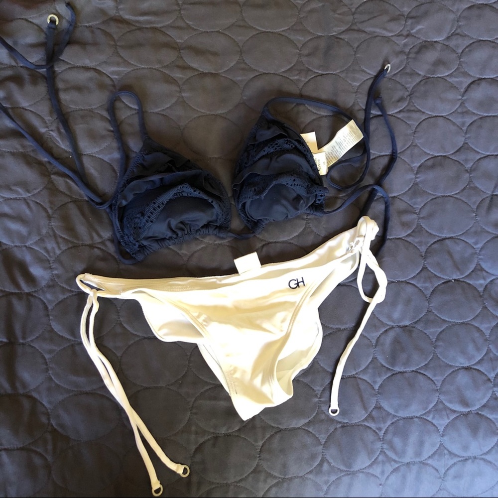 Gilly Hicks ruffled top bikini